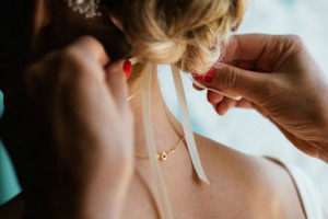 Una novia de invierno - Peluquería de novias en Cádiz