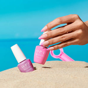 En tu Centro de Estética en Cádiz, nuestros profesionales estarán encantados de asesorarte con la manicura